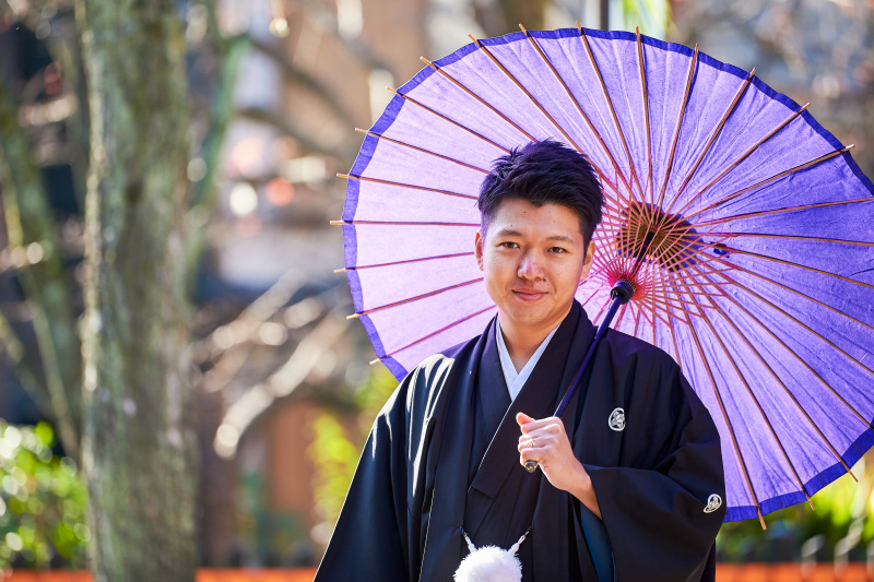 はにかんだ新郎様