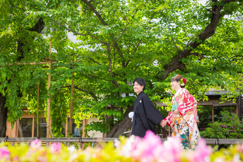 手をひいて・・・