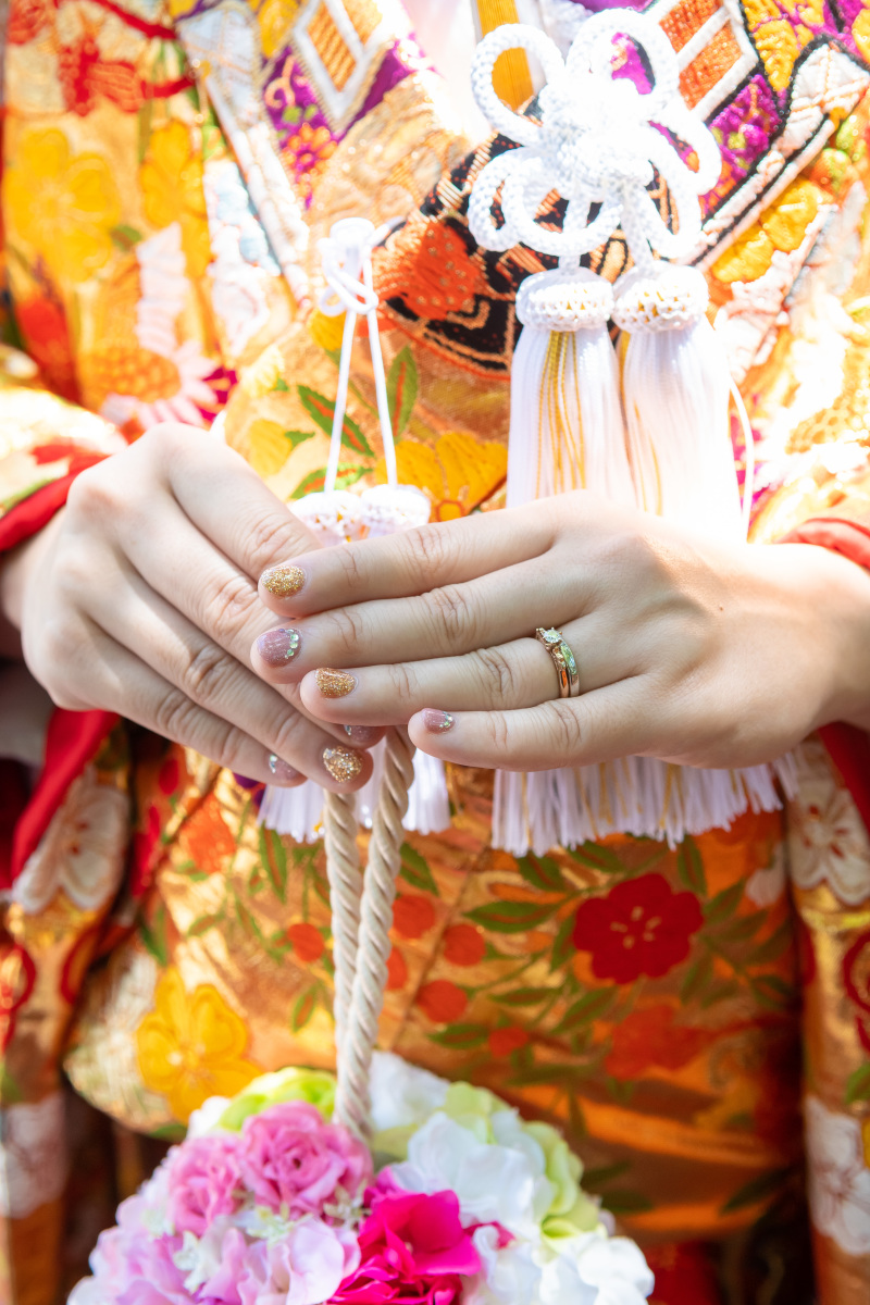 手元ショットはブーケもち