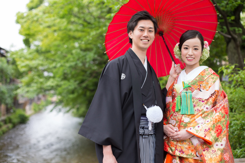 赤傘にとってもお似合い