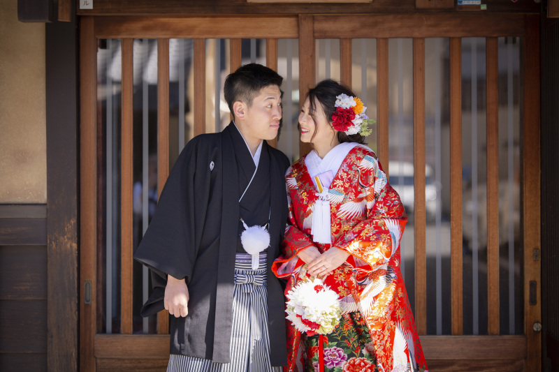 古都フォトの前で