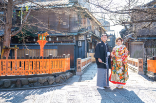 冬の温かい日差しの中で