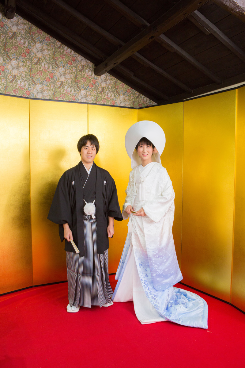 グラデーションの白無垢。