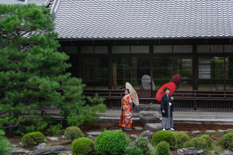 参拝客もいなくてほぼ貸し切りのお庭