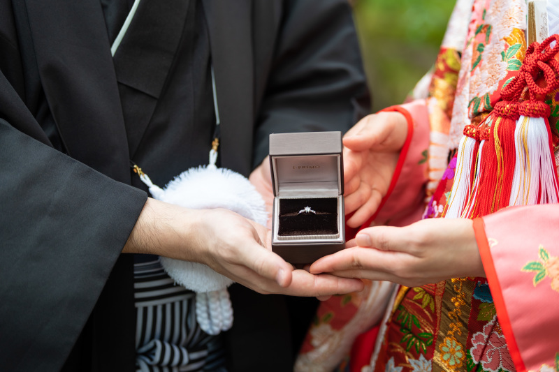 こんなに素敵な指輪をいただきました。