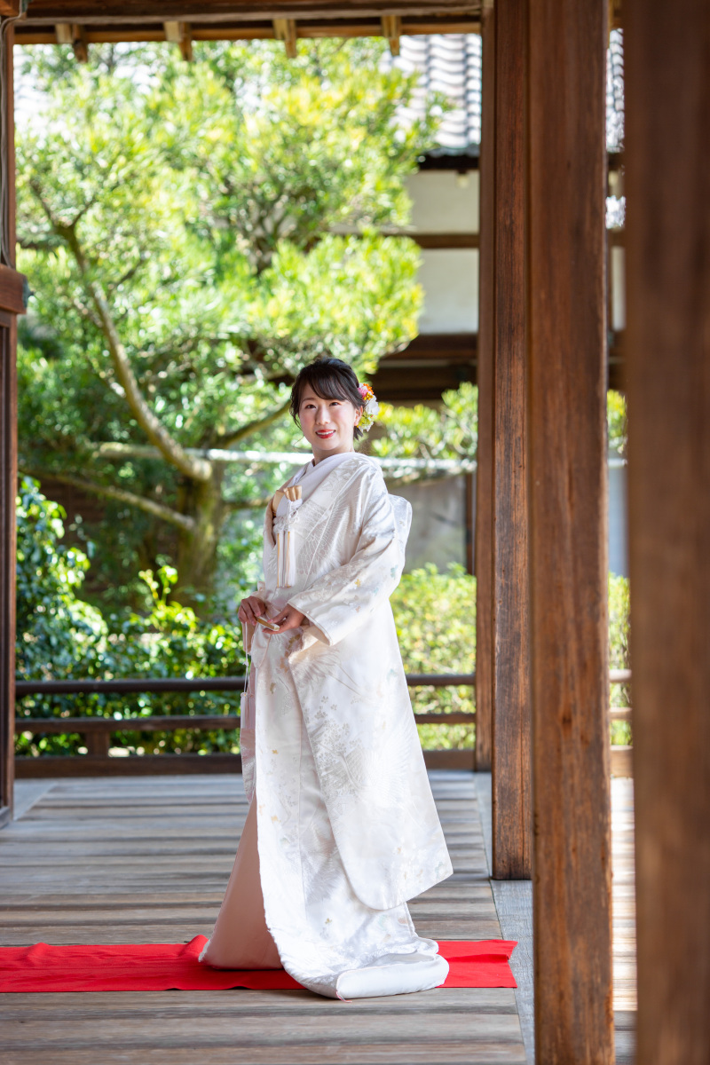 打掛姿のだいご味はやっぱり裾引きポーズ