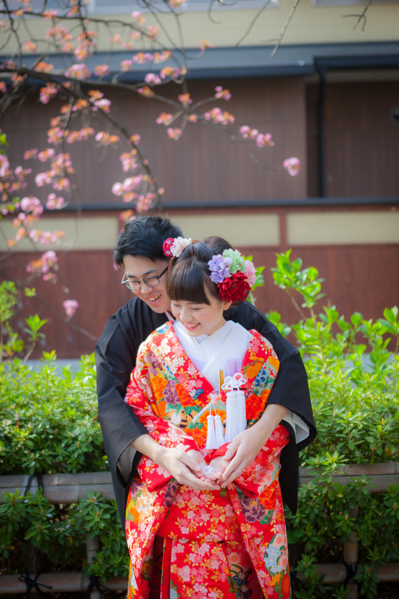 後ろからぎゅっ