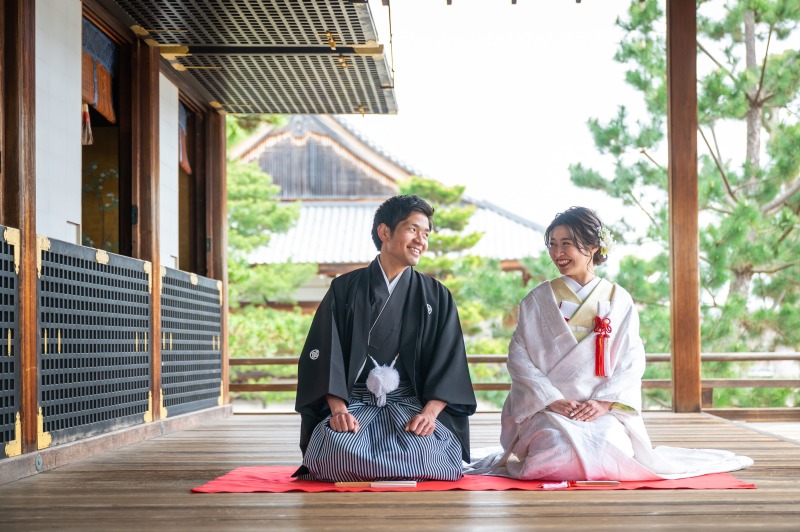 定番の正座ポーズ