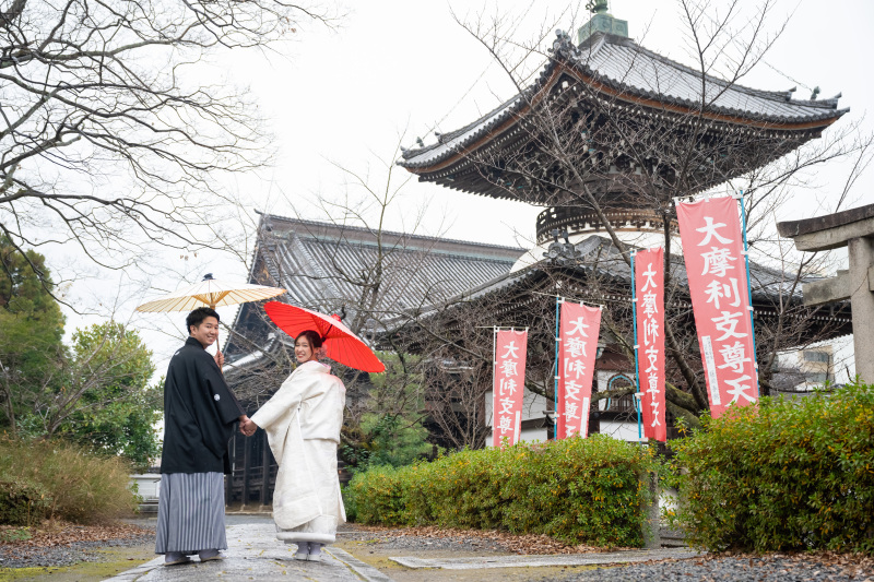 多宝塔を背景に
