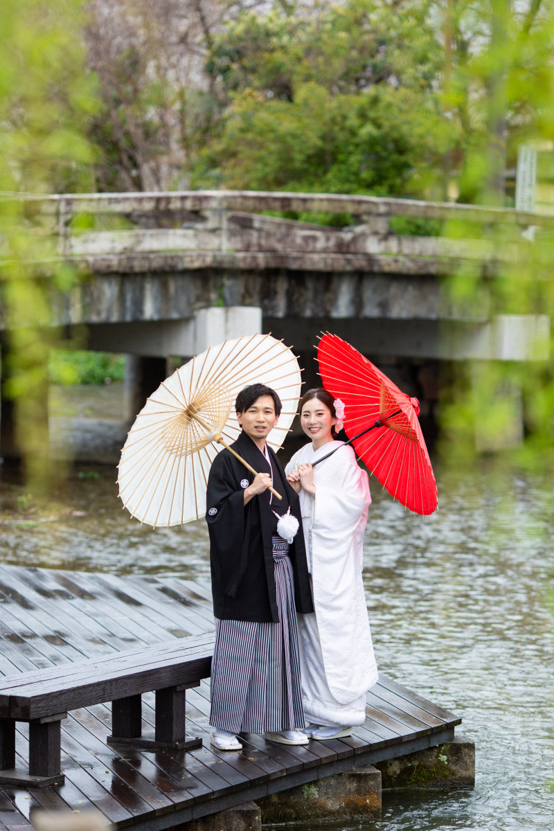 雨でぬれたテラスで滑らないようにね。