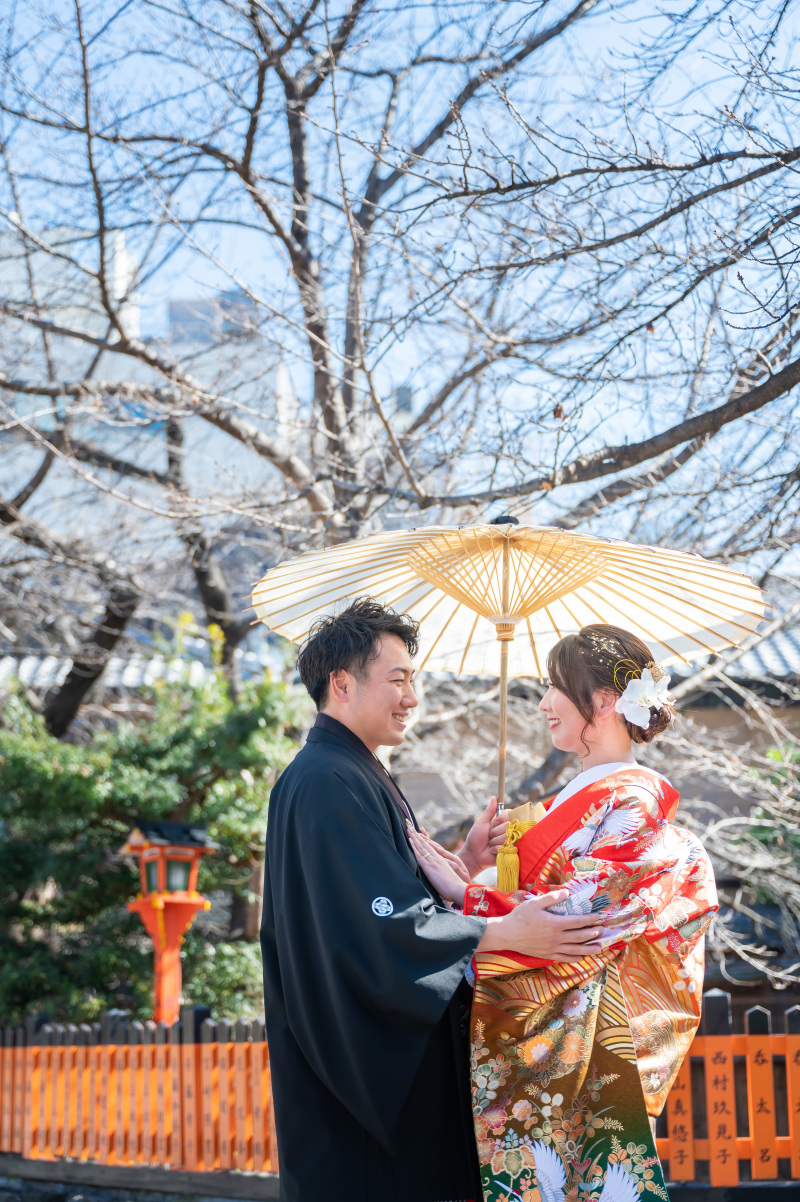 はにかむ笑顔の新婦様