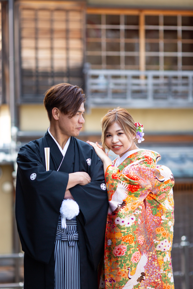 新婦様ちょっと照れてる。新郎様も照れてる。