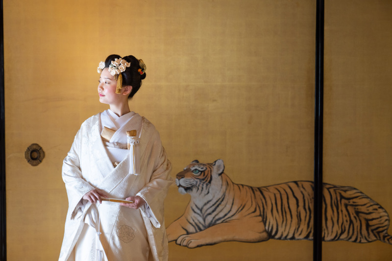 虎の間の新婦様