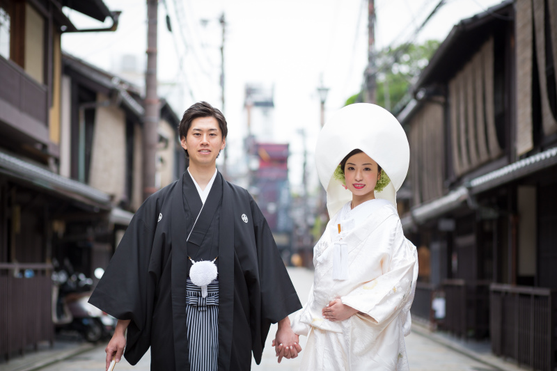 白無垢に羽織替えて