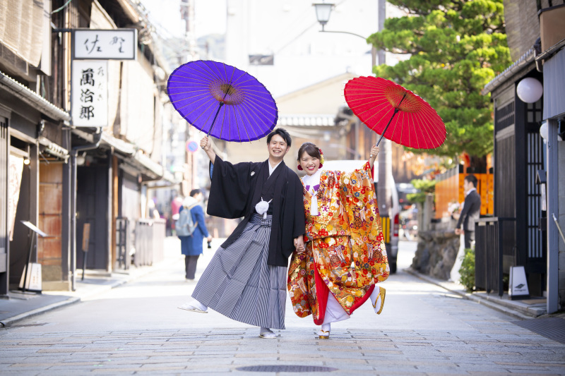 大きくポージング