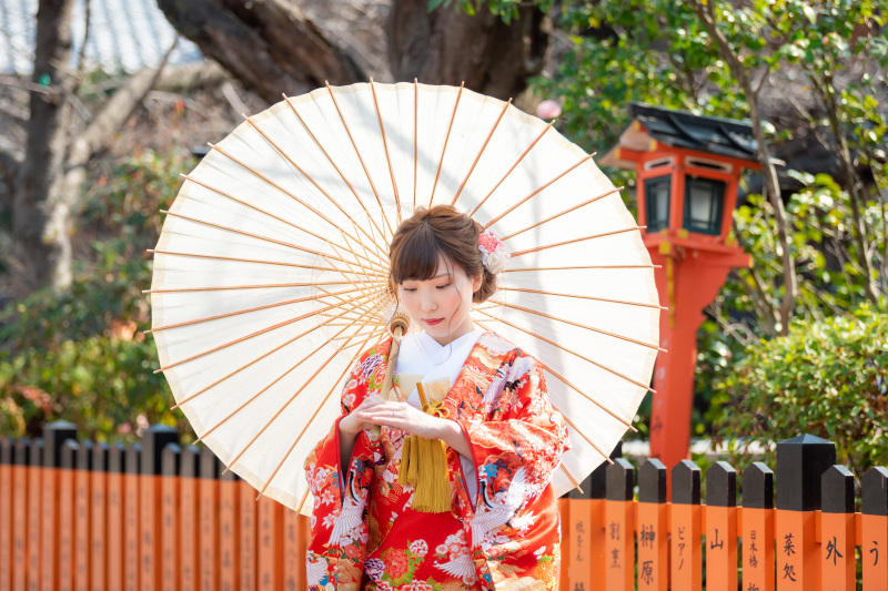 白い和傘の魅力