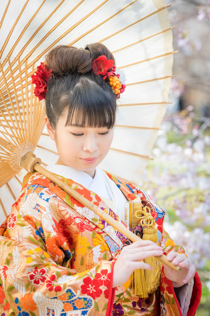 モダンなヘアスタイル。