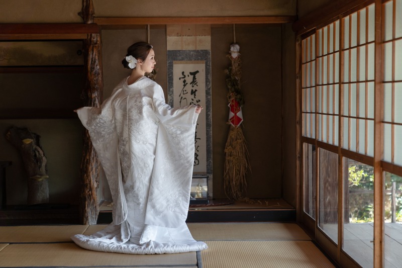 歴史ある和室で撮影できる梅宮大社