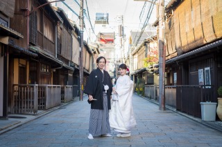 早朝撮影7時来店