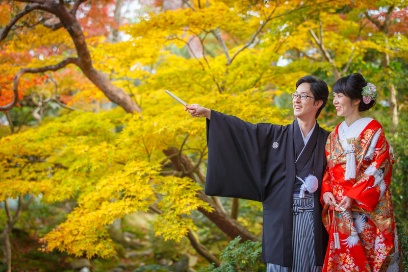 紅葉に囲まれて秋満開