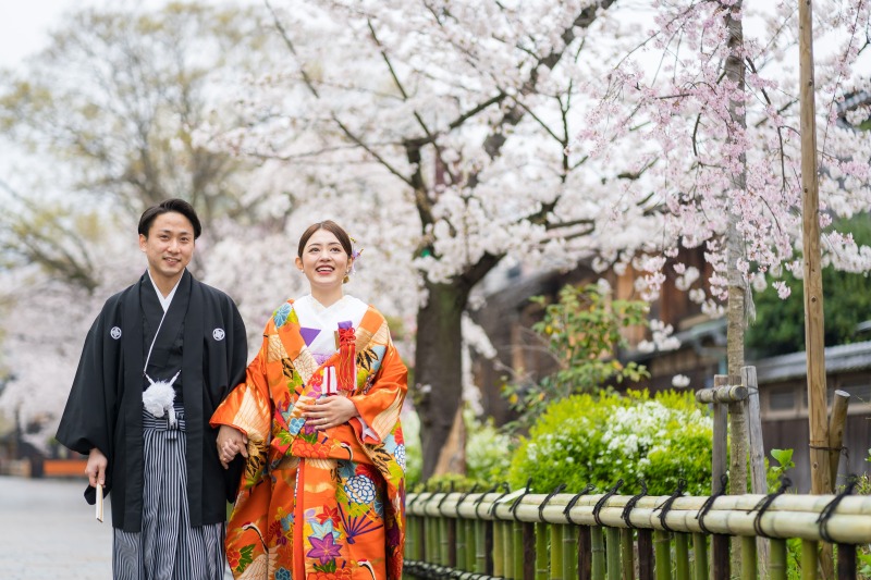 【3月限定特典】春の撮影に彩りを♪刺繍半衿が無料!和装1点祇園プラン