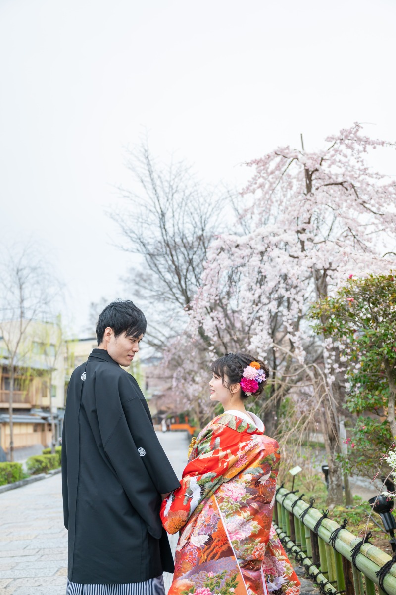 【3月限定特典】春の撮影に彩りを♪刺繍半衿が無料!和装1点祇園プラン