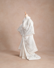 白無垢桃山御所車文　　商品番号1-1285