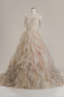 〈Kelly Faetanini〉 Uma