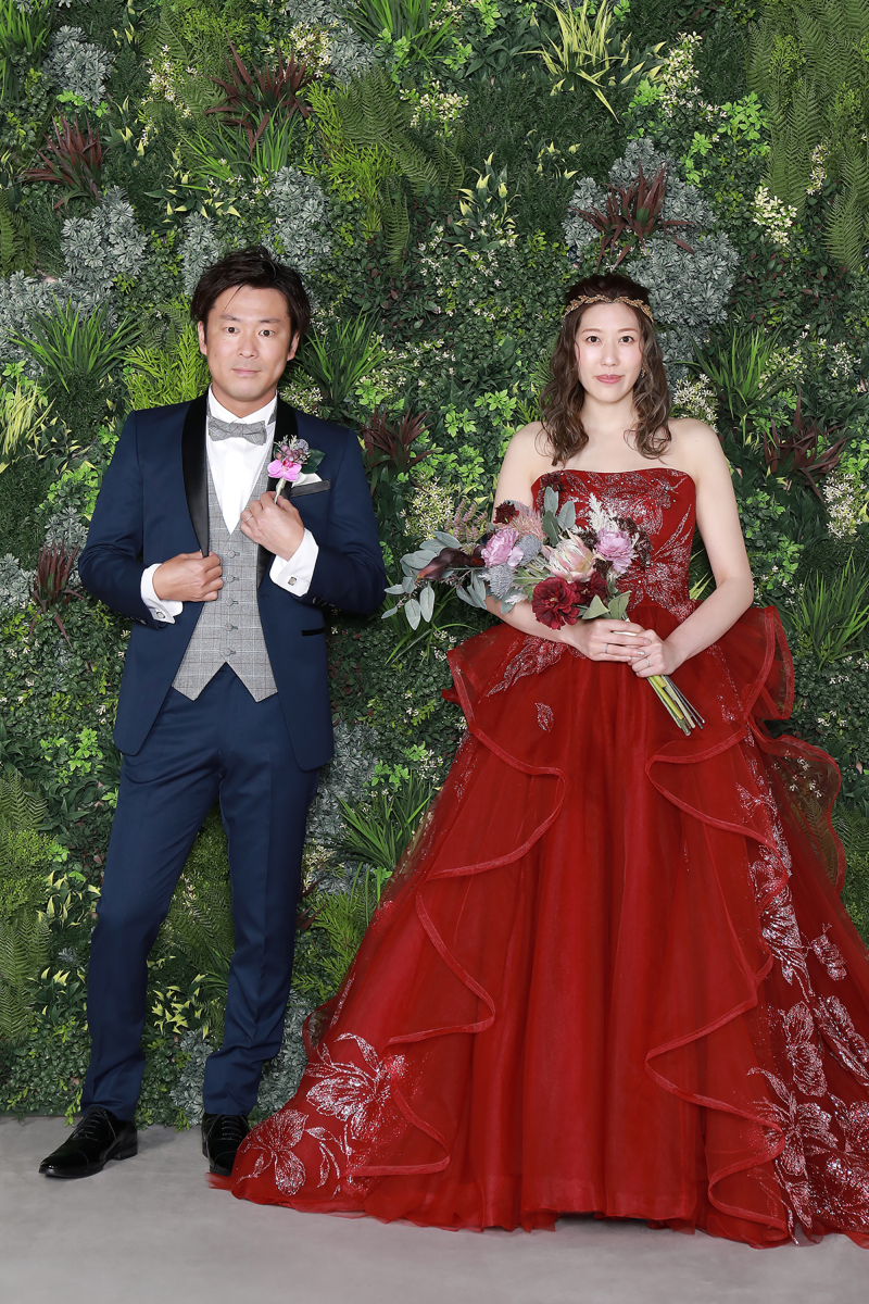 タキシード・カラードレスショット