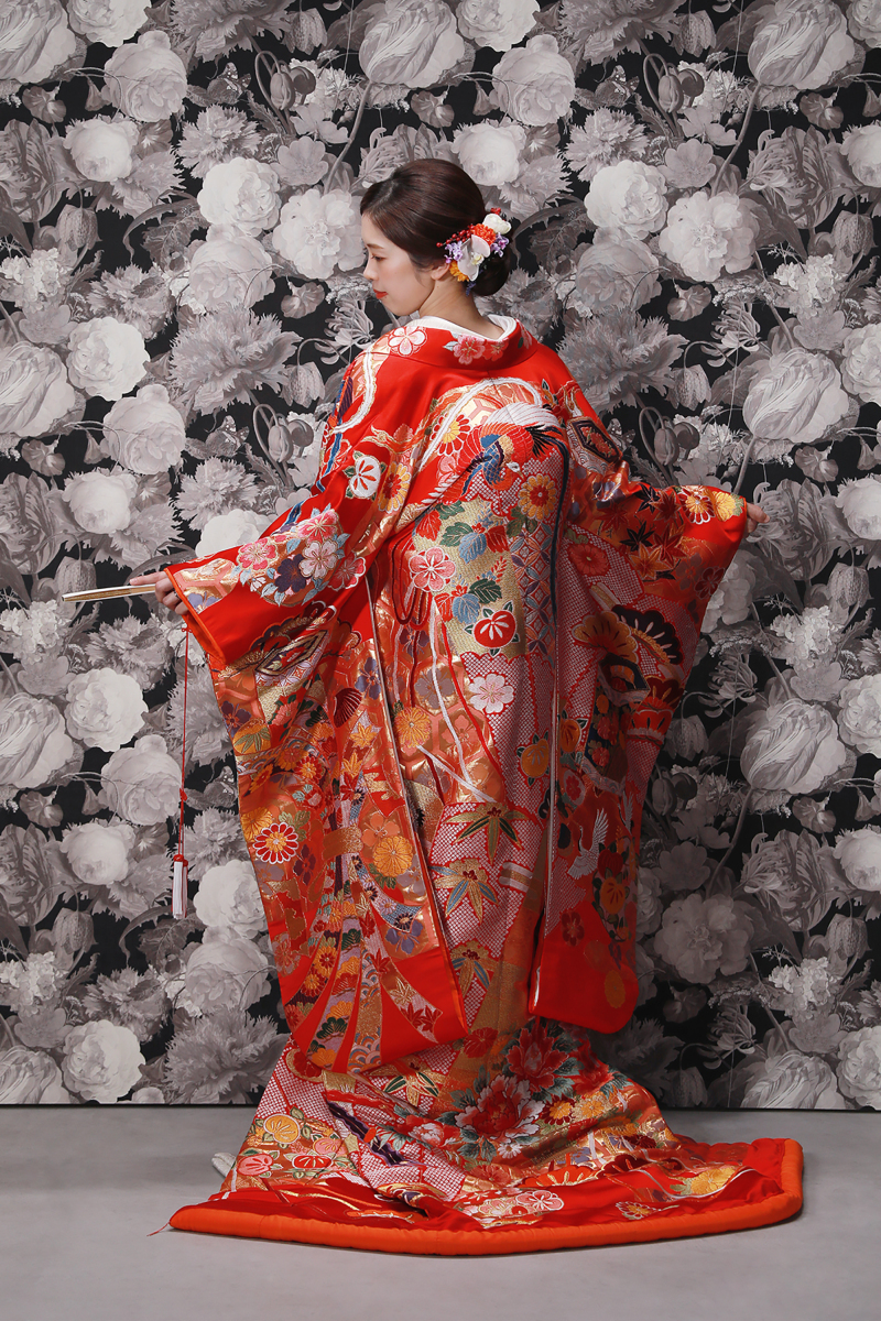 ご新婦様色打掛ソロショット