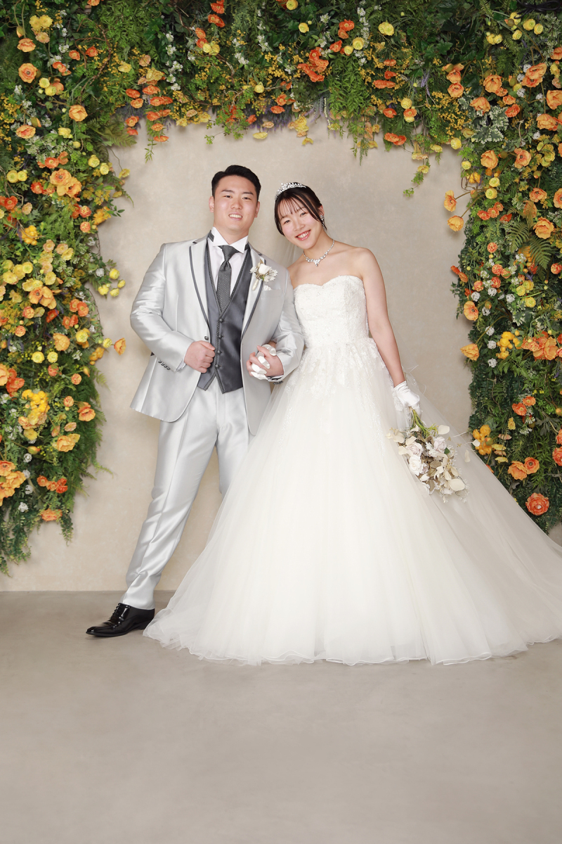 ビタミンカラーのお花に囲まれて