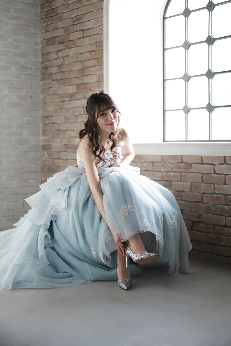 シンデレラのようなカラードレスショット