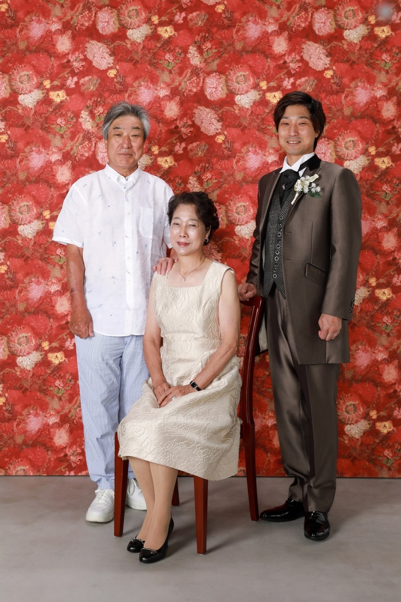 ご新郎ご家族ショット