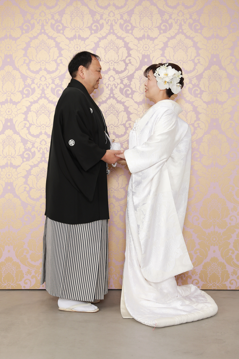 見つめ合って…