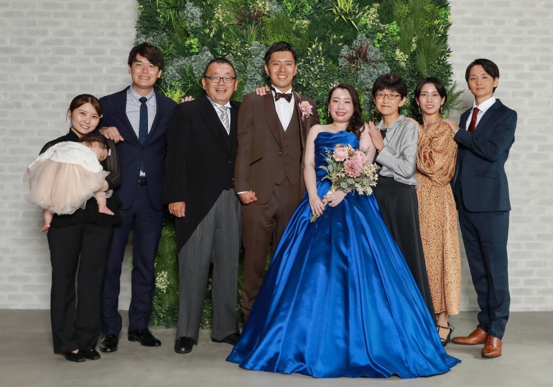 ご新郎家のみなさまご一同！