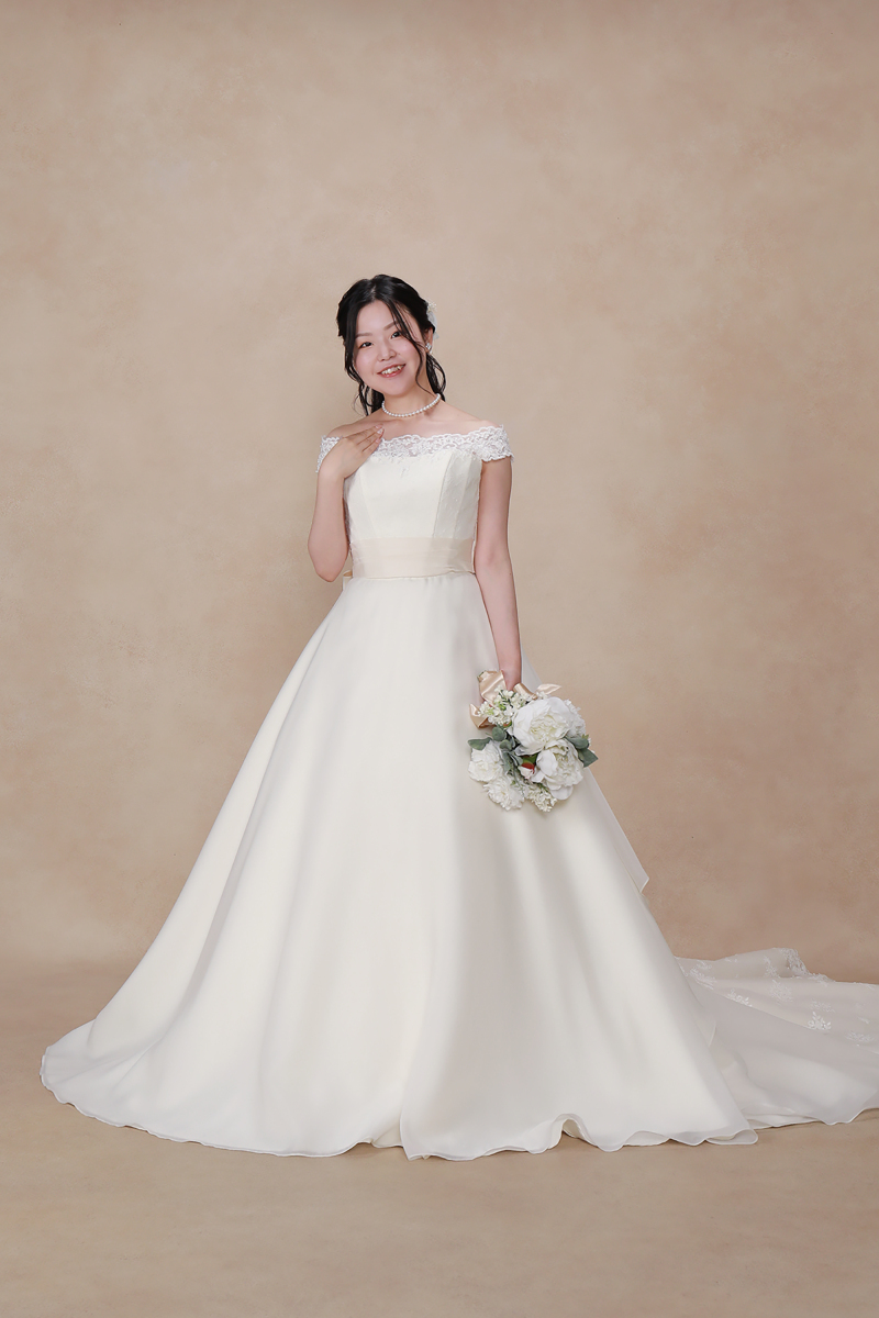 ウェディングドレスソロショット