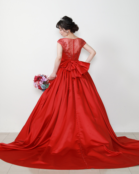 洋装 バックスタイル