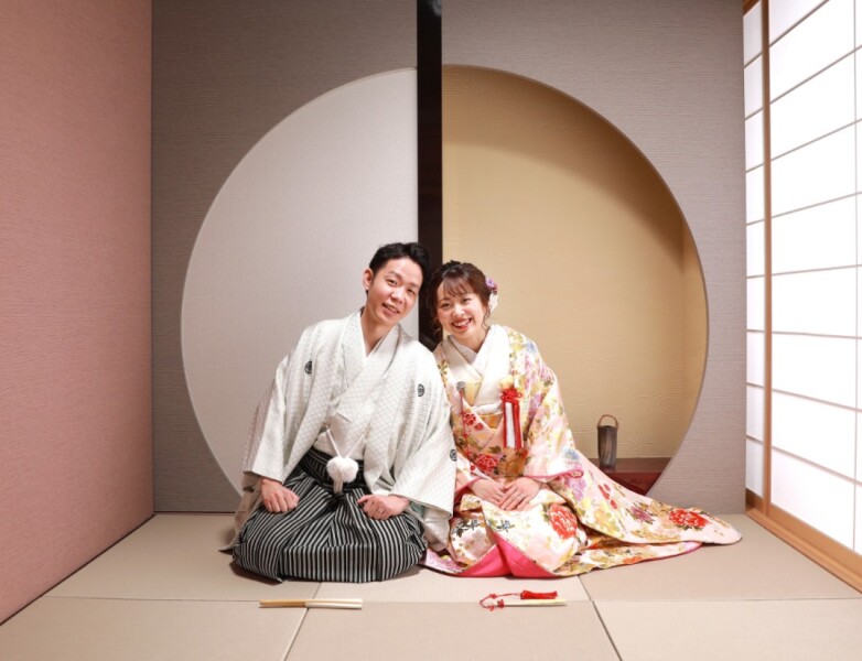 寄り添う姿は…