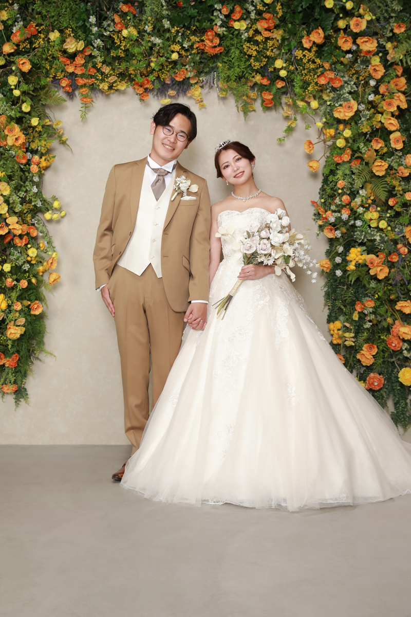 仲良く手を繋いでハイ、チーズ！