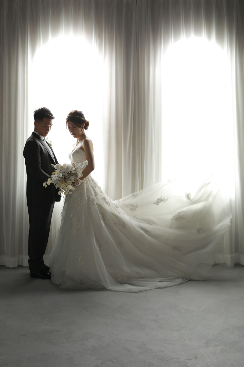 ウェディングドレス・タキシードショット８