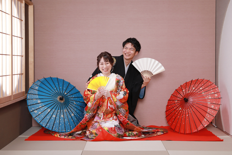 和室で正座ショット