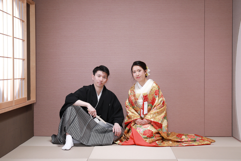 色打掛　和室お座りショット