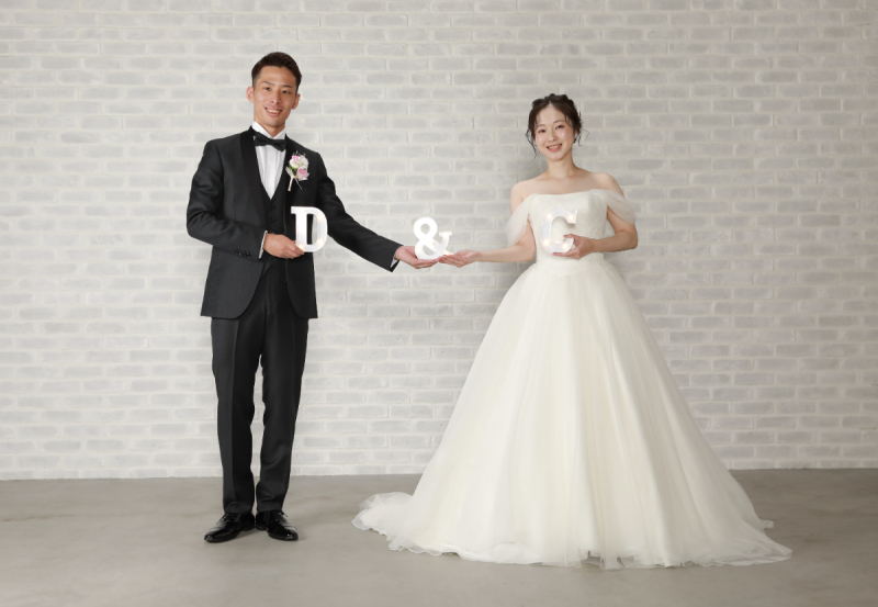 イニシャルオブジェ ショット