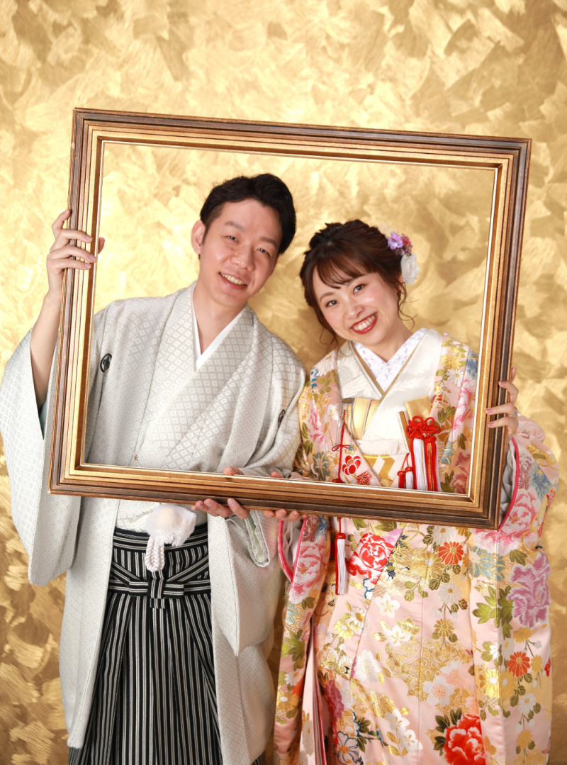 額縁に映るのは