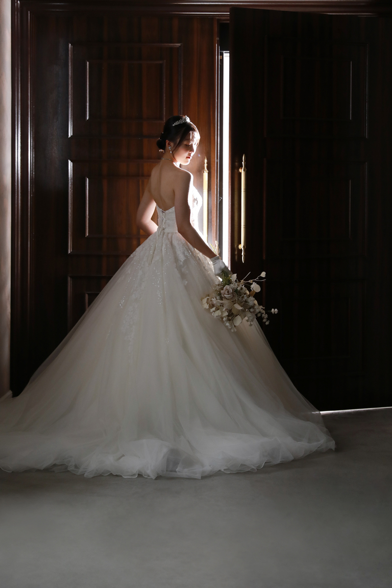 入場前の花嫁ソロショット風