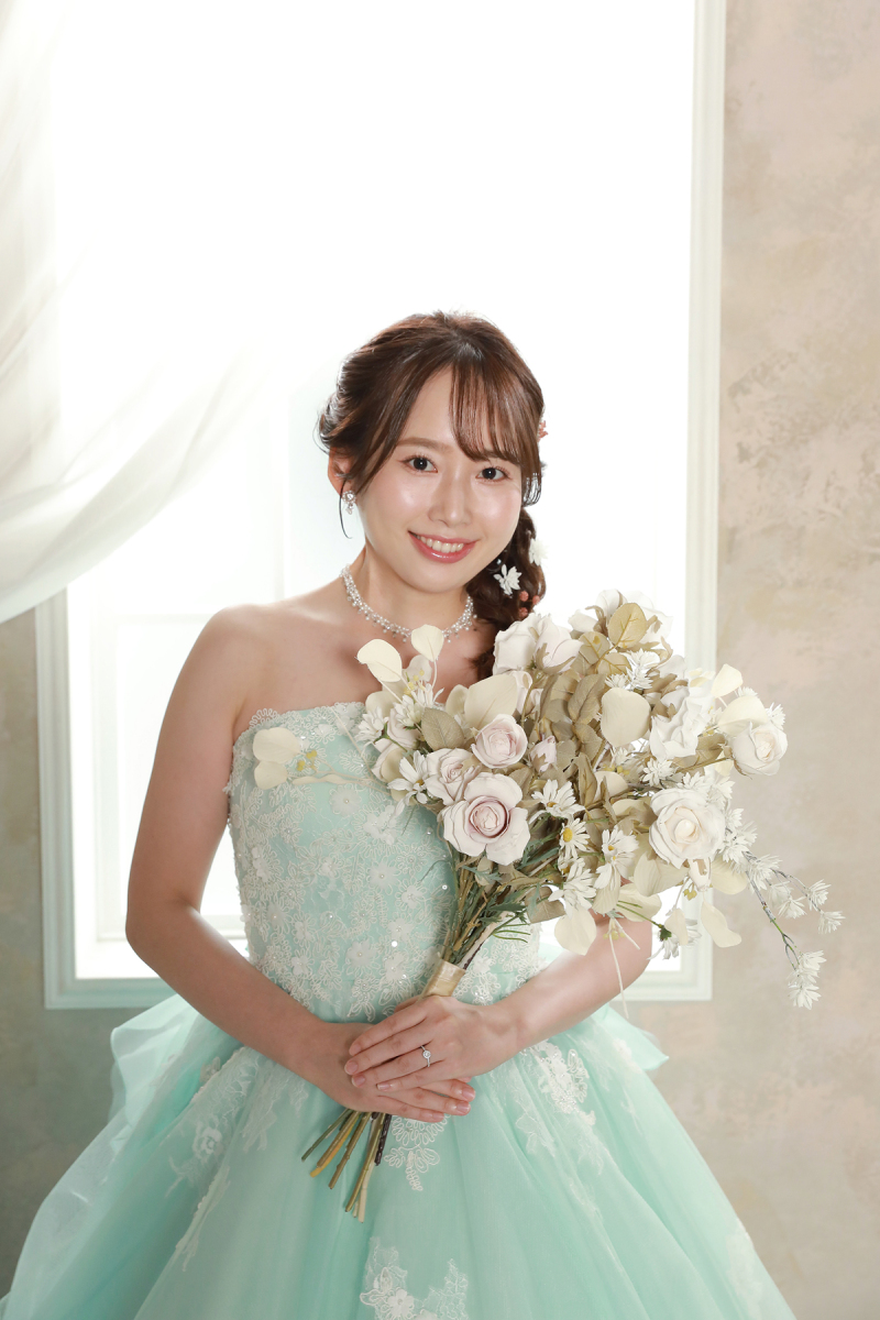 正面からのご新婦様ソロショット