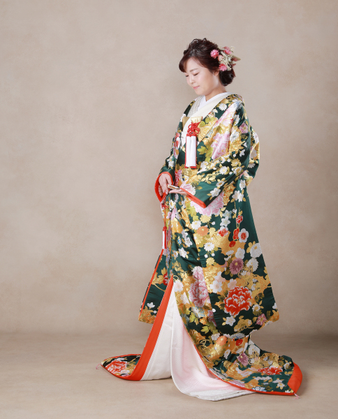 色打掛に衣裳チェンジ！