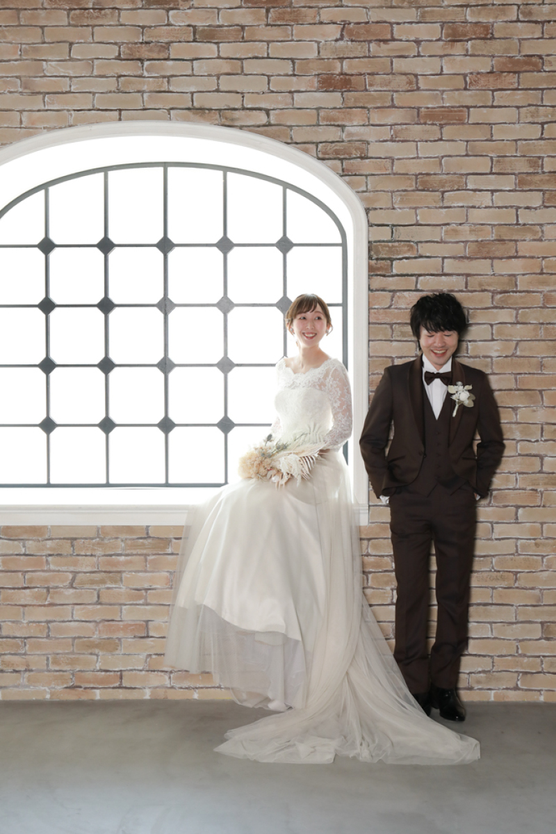 窓際ショット 全身