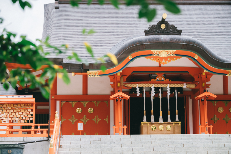 花園神社でのロケ撮影が叶うのはここ。