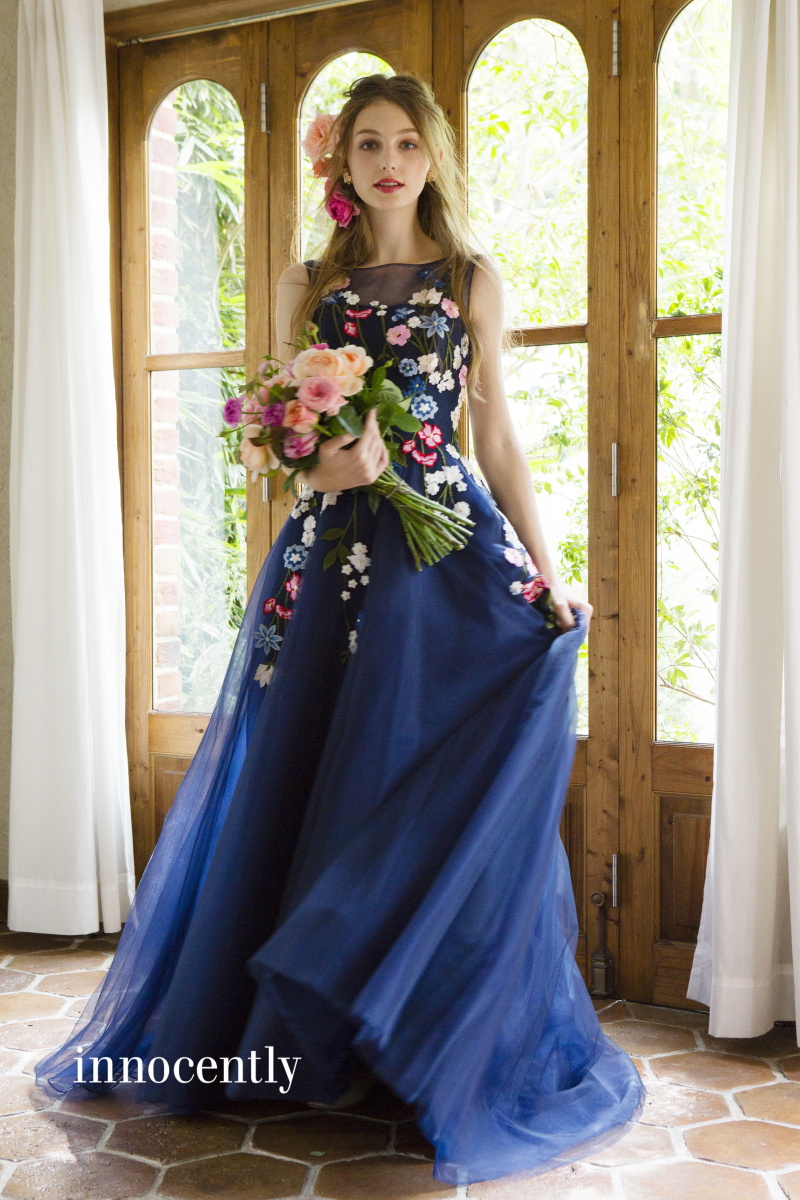 Imagegraph STUDIO_カラードレスが豊富